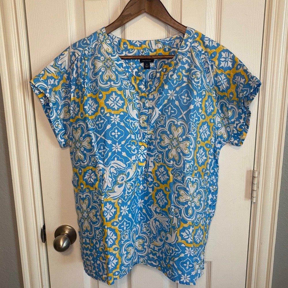 Ann Taylor Blue Yellow Tile Print 100% Linen Short Sleeve Blouse Top Medium